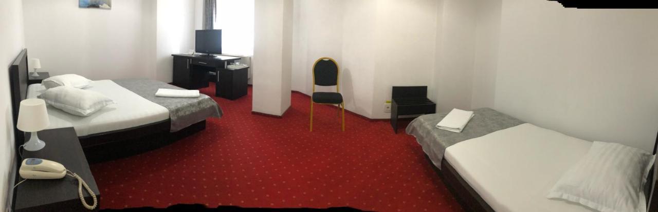 Hotel Corona Drobeta Turnu Severin Eksteriør bilde
