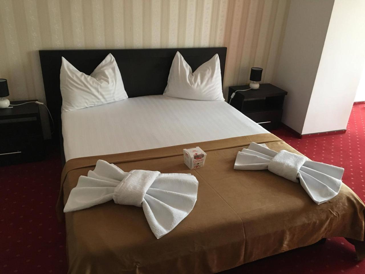Hotel Corona Drobeta Turnu Severin Eksteriør bilde