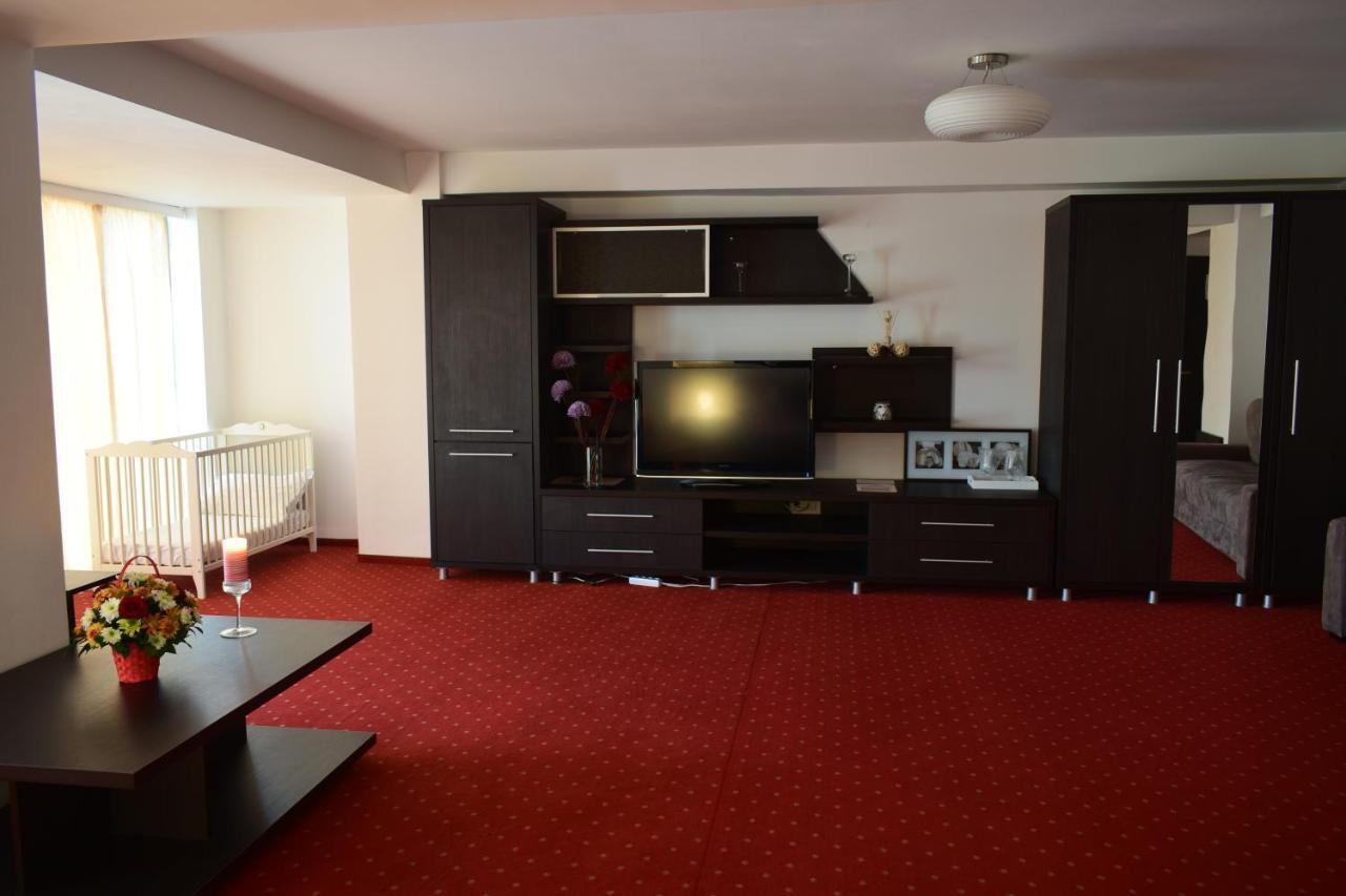 Hotel Corona Drobeta Turnu Severin Eksteriør bilde